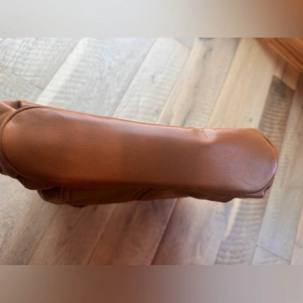 Michael Kors Moxley bag - Picture 4 of 11